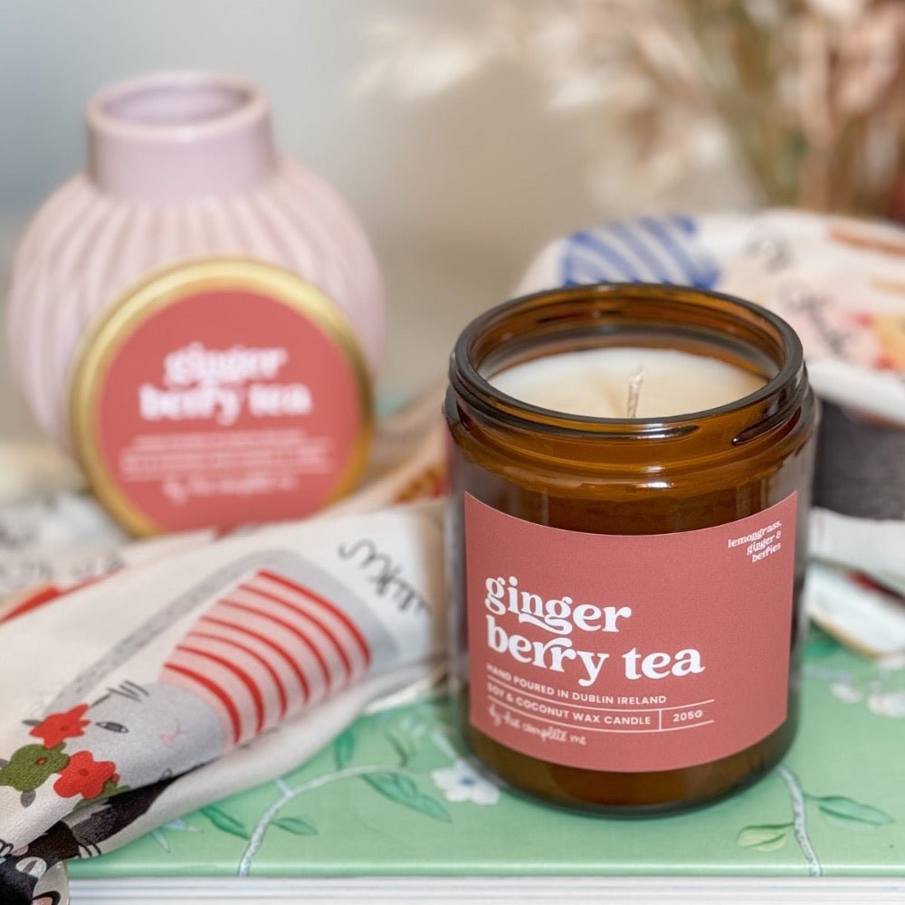 Ginger Berry Tea Amber Jar Candle - Hue Complete Me