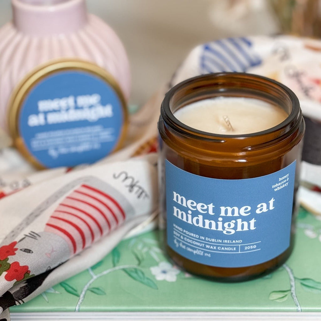 Meet Me At Midnight Amber Jar Candle - Hue Complete Me