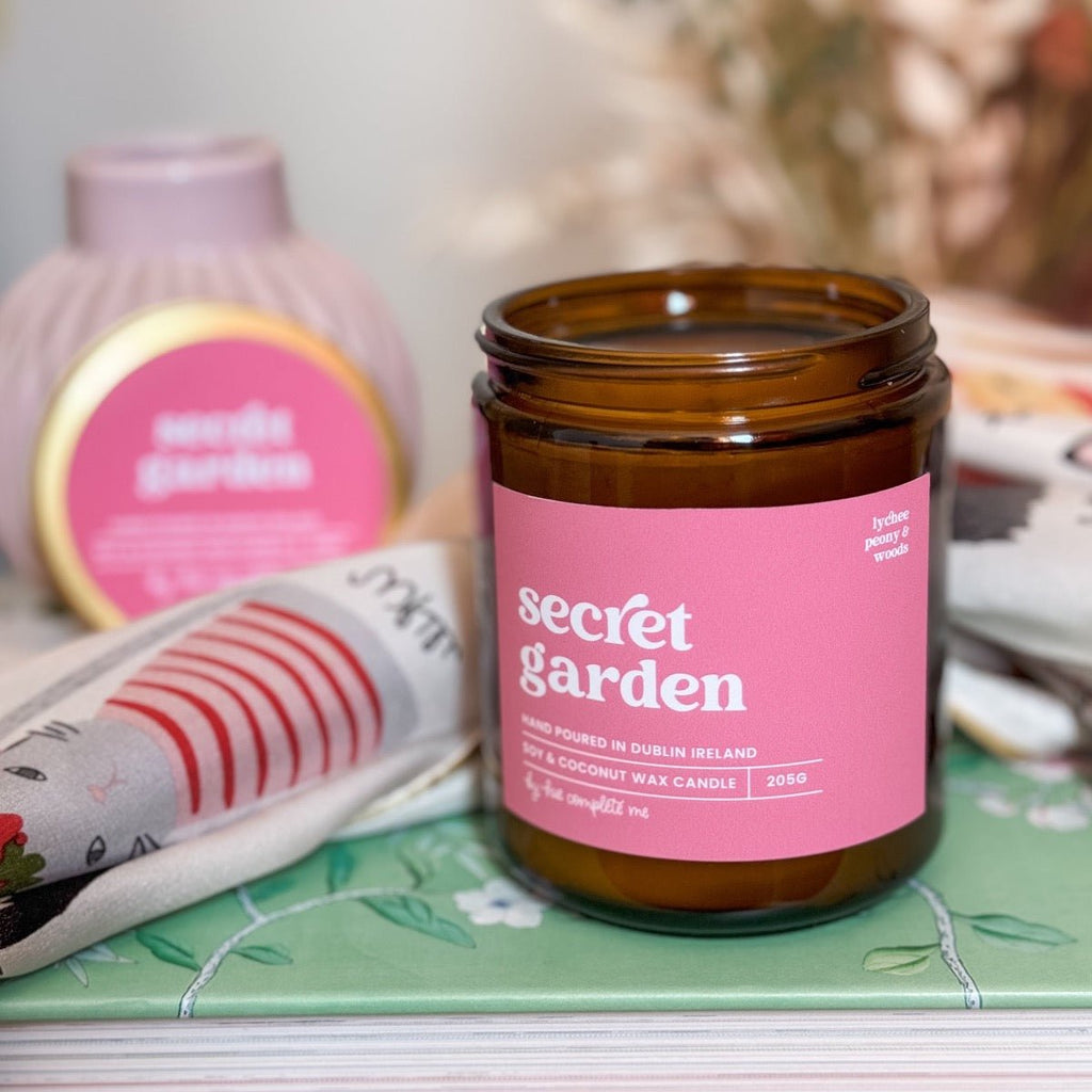 Secret Garden Amber Jar Candle - Hue Complete Me