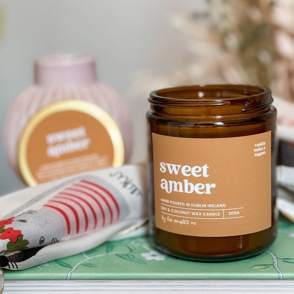 Sweet Amber Amber Jar Candle - Hue Complete Me